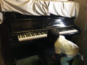実家のピアノ